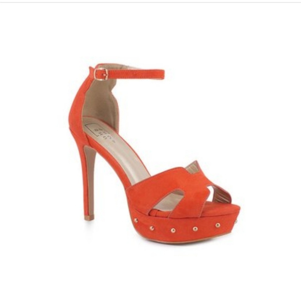 Sandal